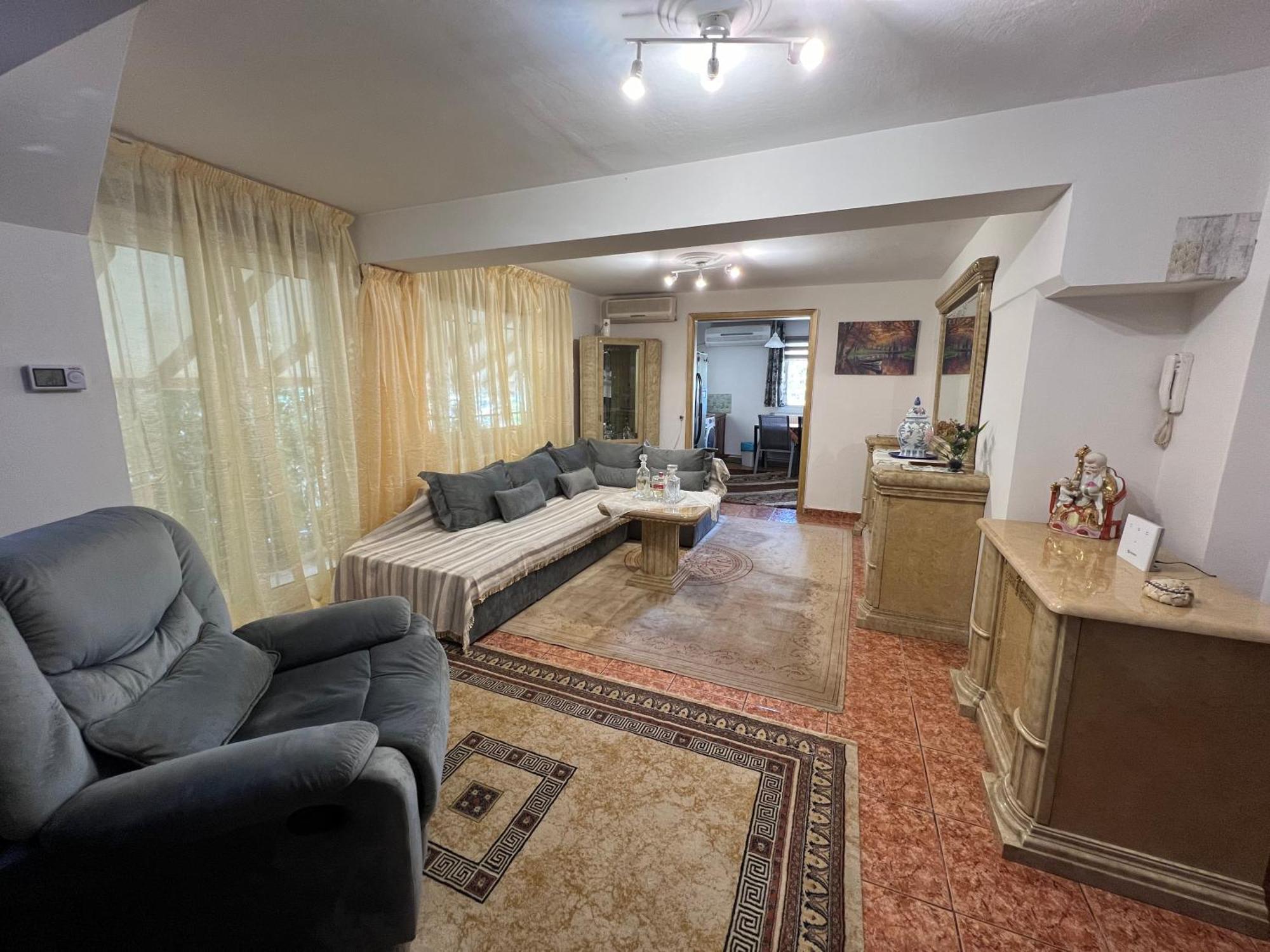 Queen Olgas Street Appartment Tesalonika Bagian luar foto