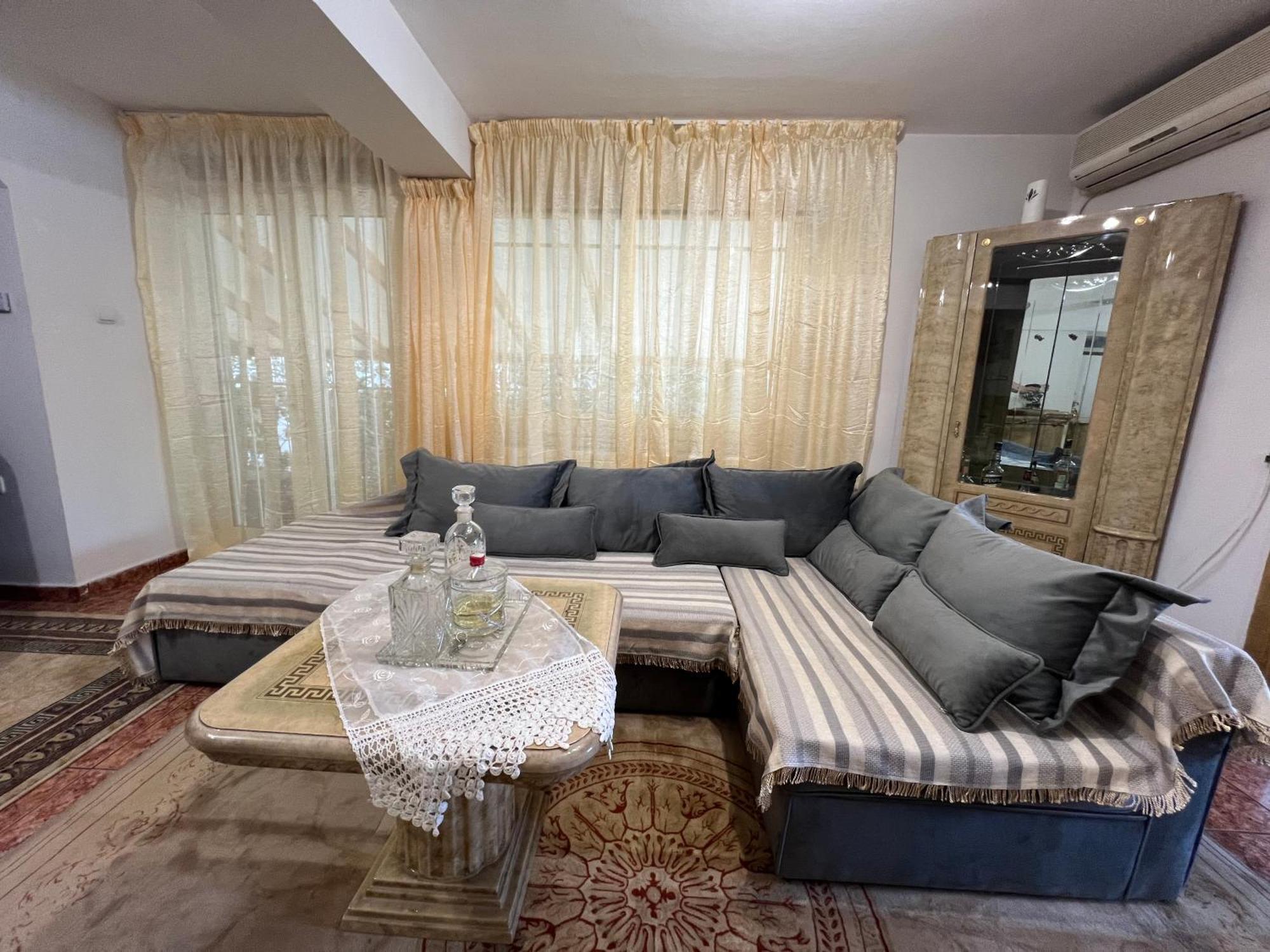 Queen Olgas Street Appartment Tesalonika Bagian luar foto