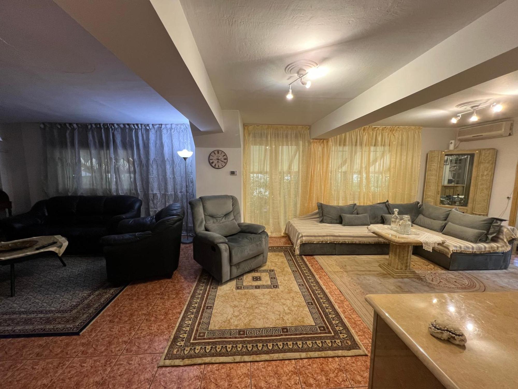 Queen Olgas Street Appartment Tesalonika Bagian luar foto
